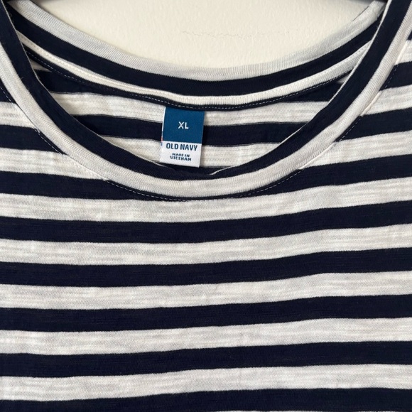Old navy dress striped size XL - Picture 3 of 4